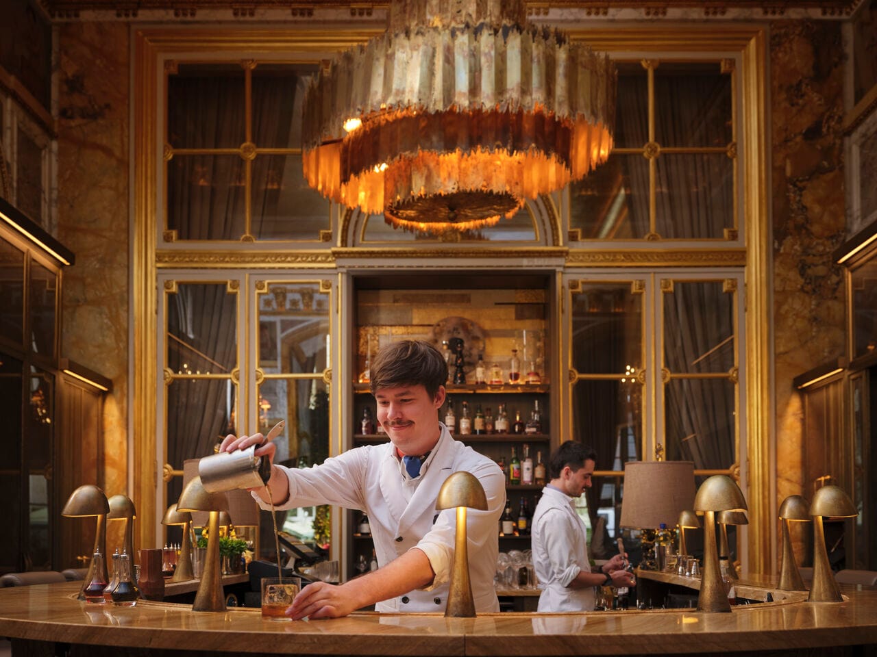 Le Bar Les Ambassadeurs dévoile sa nouvelle carte de cocktails estivaux !
