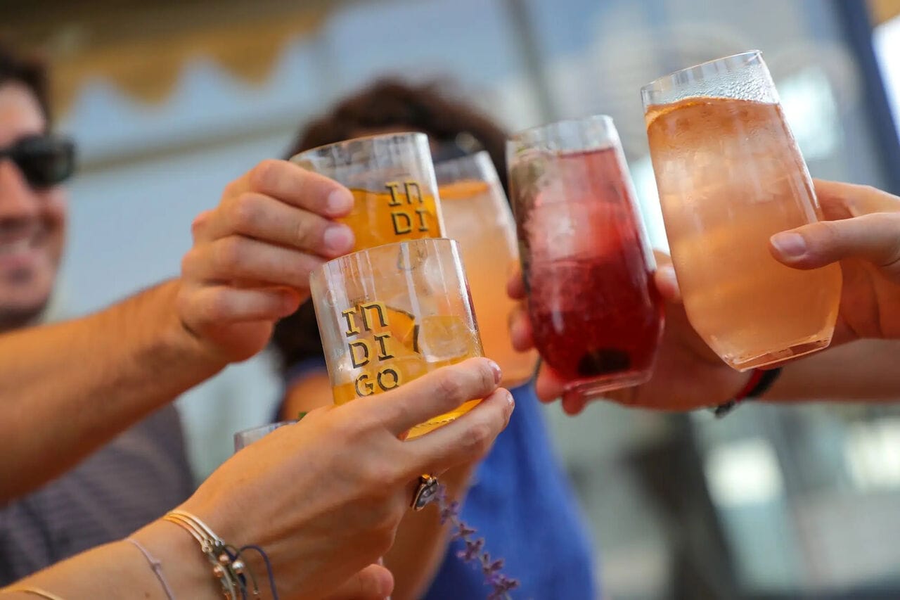 L'Indigo Bar by Martell rouvre ses portes avec Rémy Savage en résidence pour l'été 2025